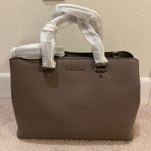 michael kors sutton leather medium satchel handbag
